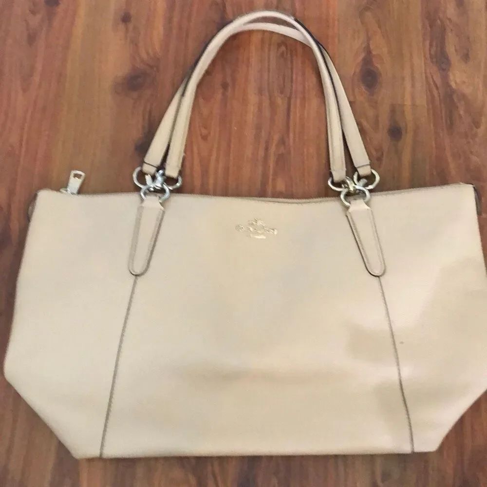 Coach Tan leather tote bag